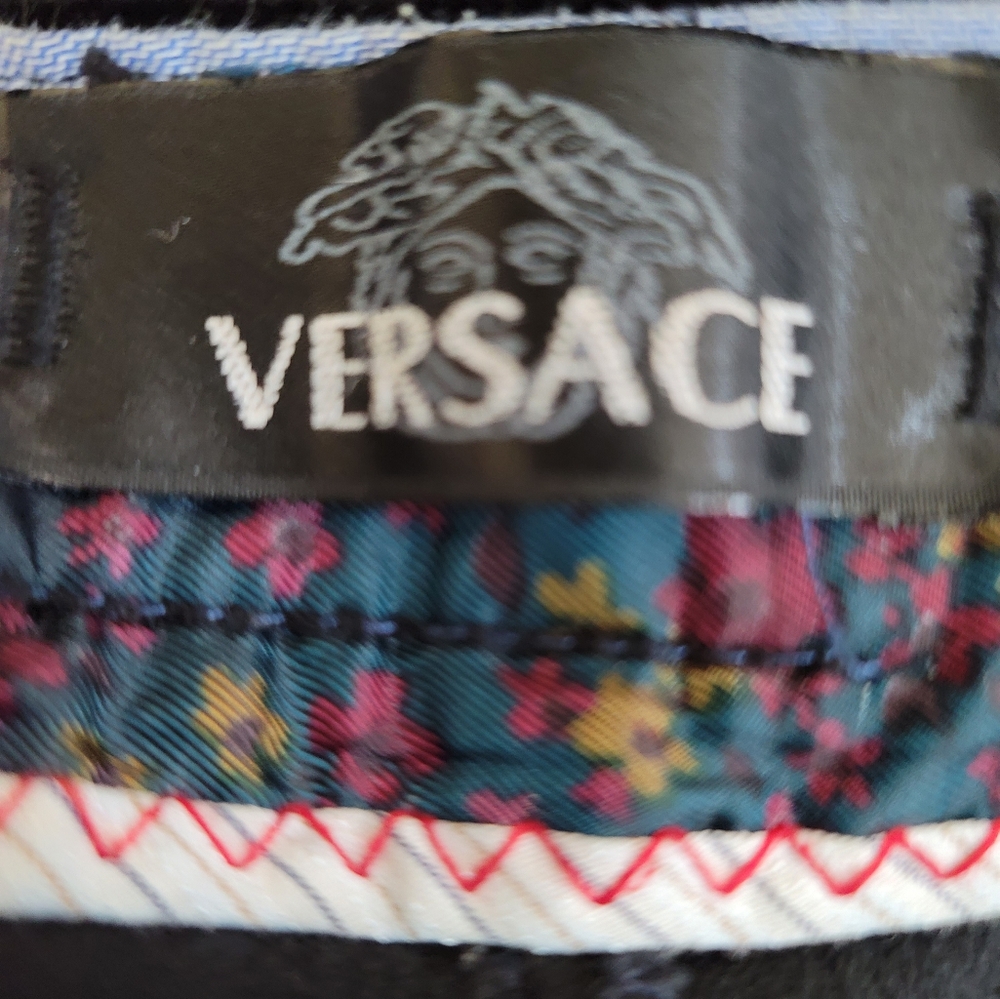 Versace Black Patterned Pants - image 6